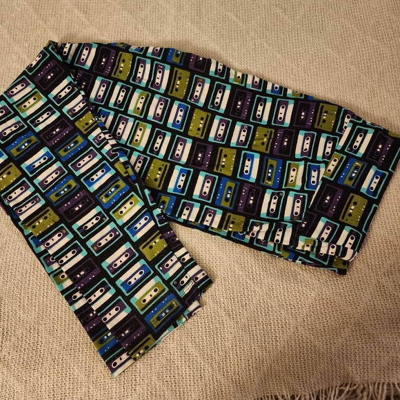 LuLaRoe Pants - LuLaRoe Leggings Size TC